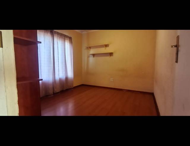 3 BEDROOM HOUSE FOR SALE IN DANA BAY